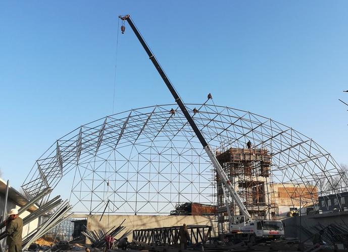 條形與圓形煤場封閉鋼結構網架施工——恒科鋼結構網架的應用